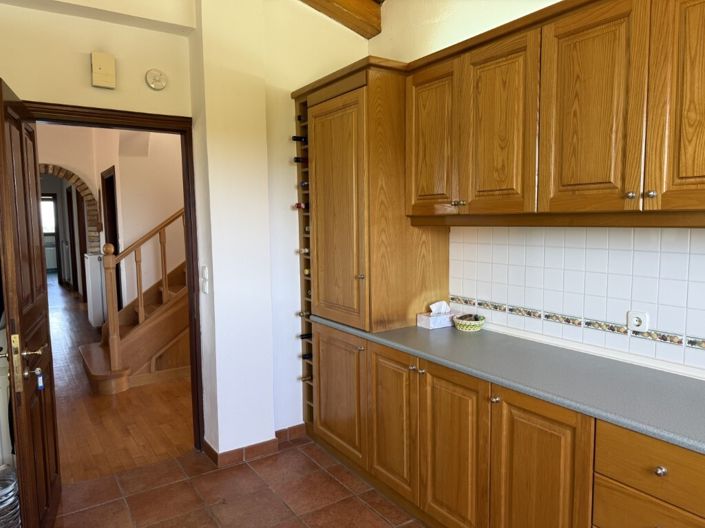 Image No.15-6 Bed Villa for sale