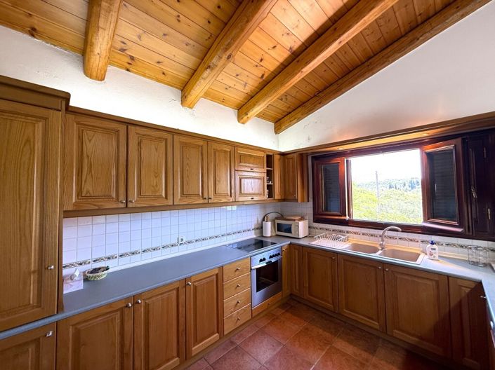 Image No.18-6 Bed Villa for sale