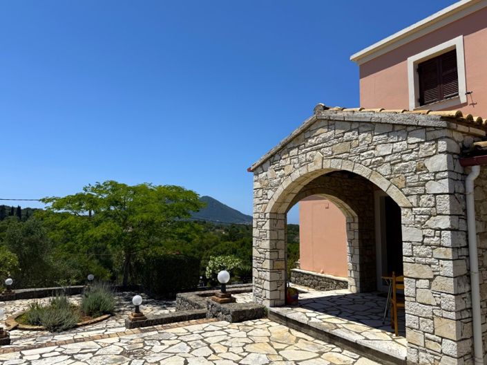 Image No.9-6 Bed Villa for sale