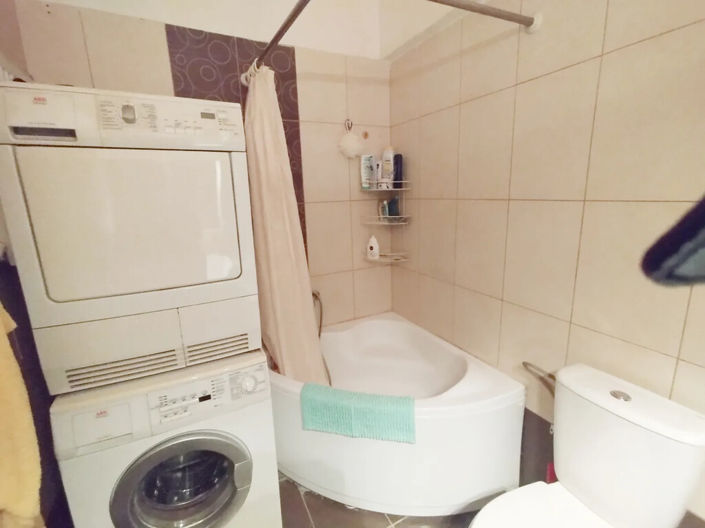 Image No.13-2 Bed Flat for sale