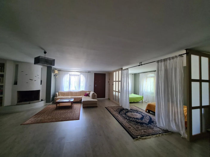 Image No.6-Propriété de 4 chambres à vendre à Thessalonique