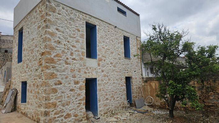 Image No.14-4 Bed Maisonette for sale
