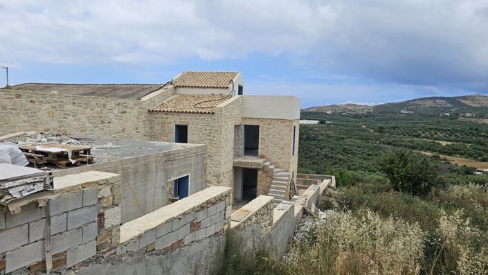 Image No.17-4 Bed Maisonette for sale