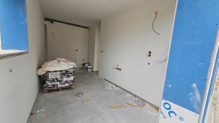 Image No.18-4 Bed Maisonette for sale