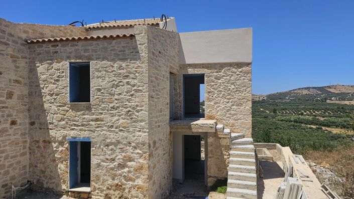 Image No.26-4 Bed Maisonette for sale