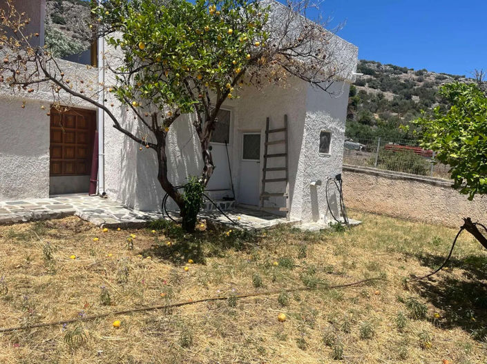 Image No.16-5 Bed Property for sale