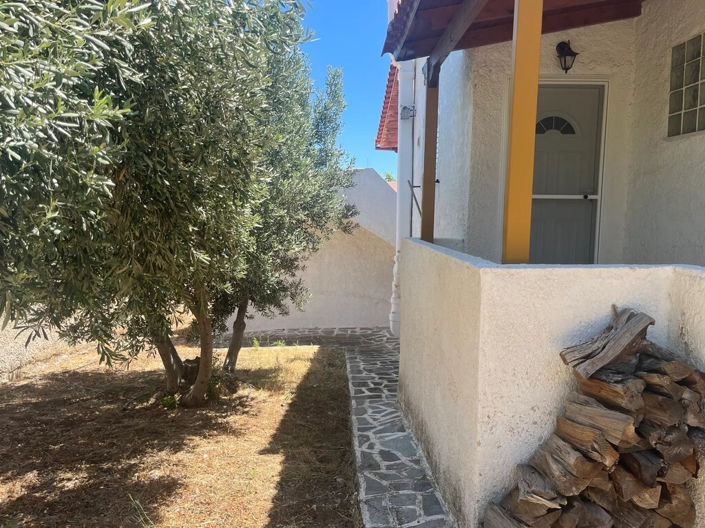 Image No.17-5 Bed Property for sale