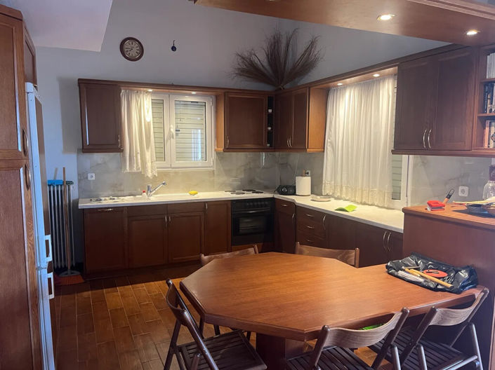Image No.4-5 Bed Property for sale