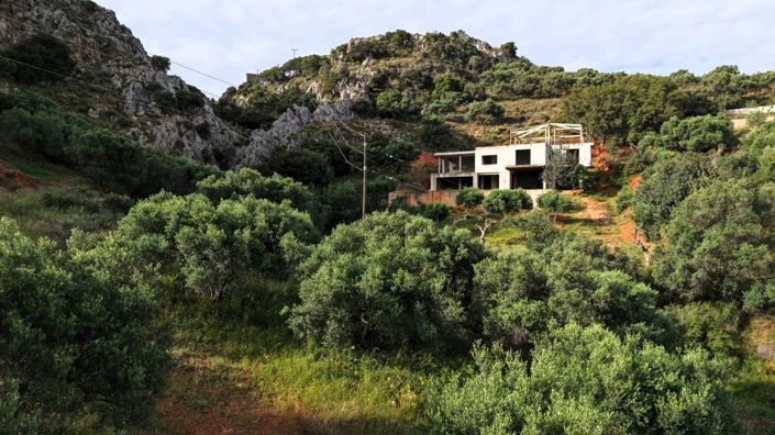 Image No.3-6 Bed Property for sale