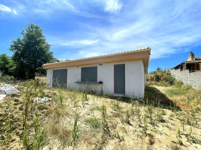 Image No.6-4 Bed Property for sale