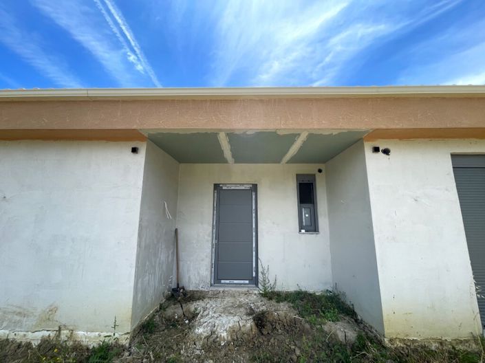 Image No.7-4 Bed Property for sale