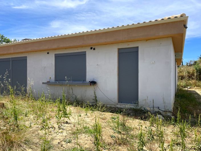 Image No.9-4 Bed Property for sale