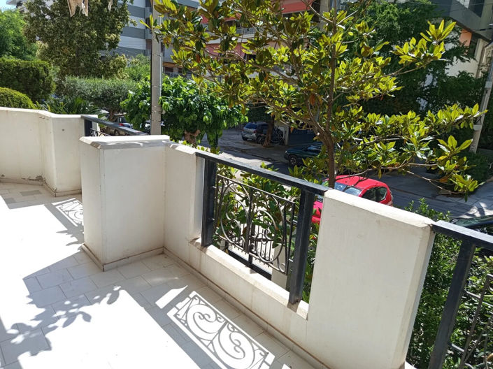 Image No.3-3 Bed Flat for sale