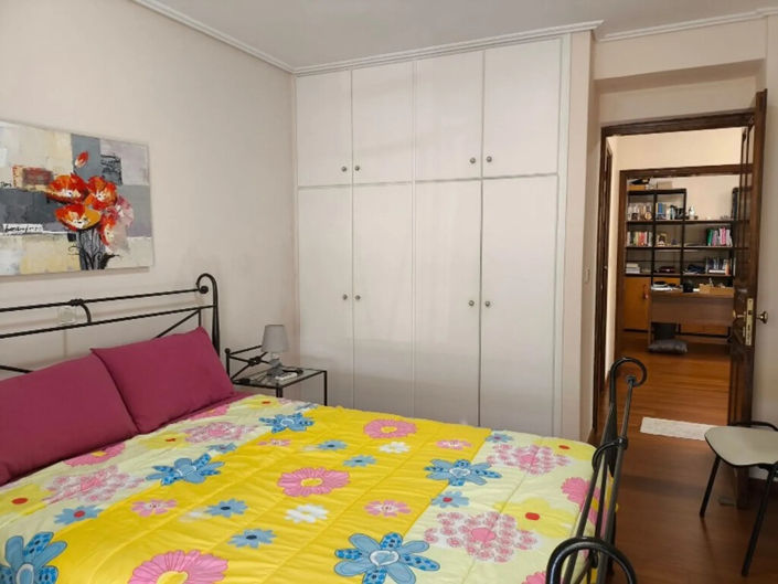 Image No.27-3 Bed Property for sale