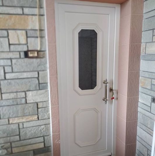 Image No.8-3 Bed Property for sale