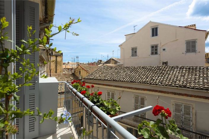 Image No.4-3 Bed Flat for sale