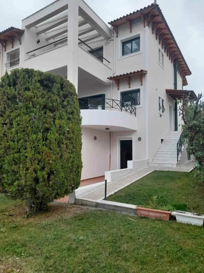 Image No.5-3 Bed Maisonette for sale