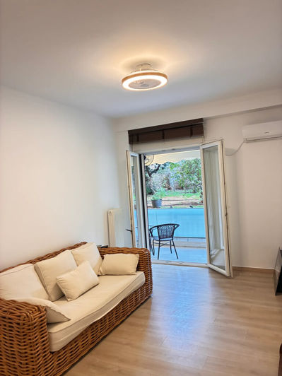Image No.10-1 Bed Flat for sale