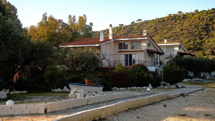 Image No.21-13 Bed Villa for sale