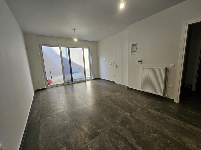 Image No.15-3 Bed Property for sale