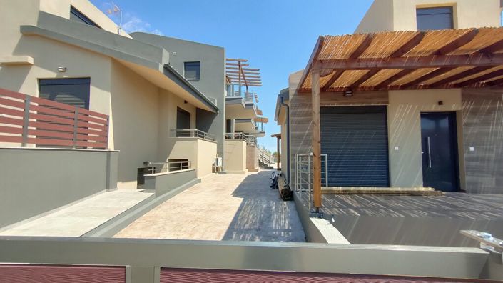 Image No.12-2 Bed Maisonette for sale