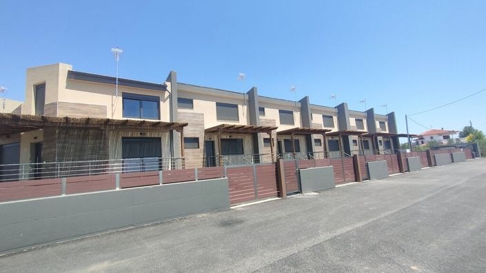 Image No.4-2 Bed Maisonette for sale