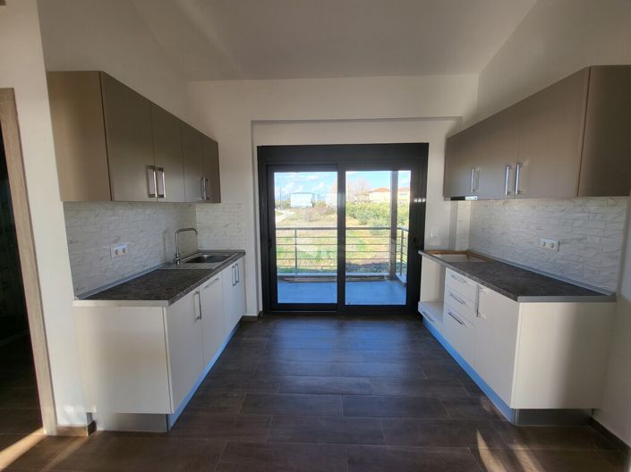 Image No.5-1 Bed Flat for sale