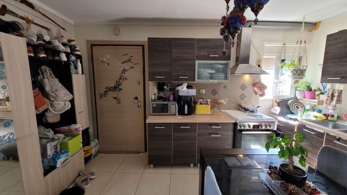 Image No.2-2 Bed Flat for sale