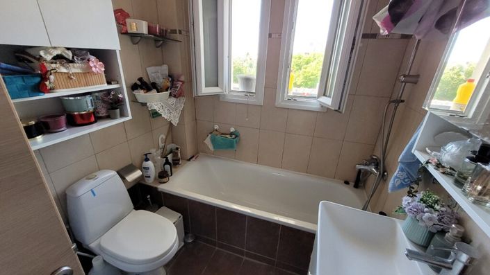 Image No.20-2 Bed Flat for sale