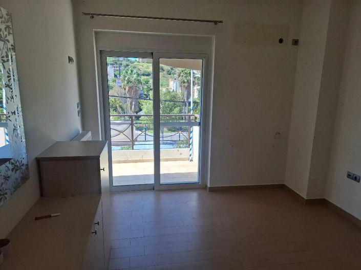 Image No.10-Propriété de 4 chambres à vendre à Kalyvia
