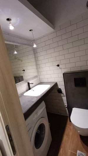 Image No.5-2 Bed Flat for sale