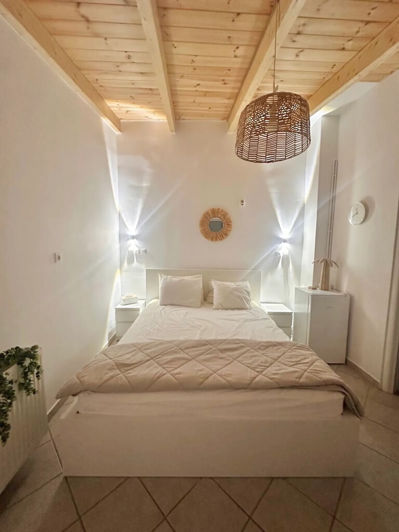 Image No.11-4 Bed Property for sale