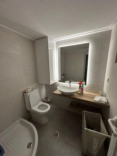 Image No.15-4 Bed Property for sale