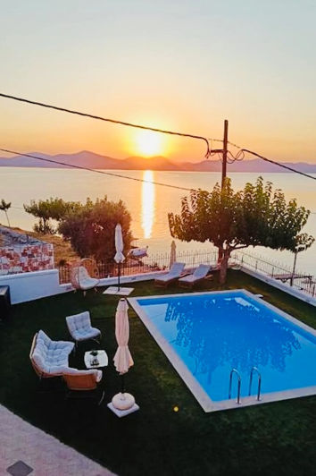 Image No.2-4 Bed Property for sale