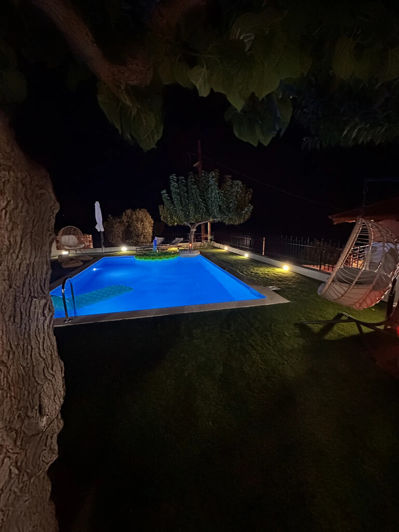 Image No.20-4 Bed Property for sale
