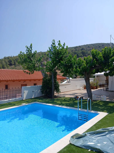 Image No.3-4 Bed Property for sale