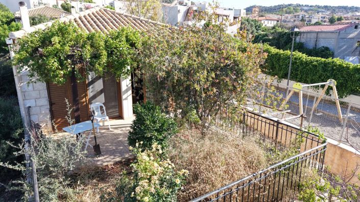 Image No.18-3 Bed Property for sale