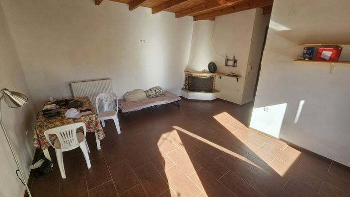 Image No.9-3 Bed Property for sale