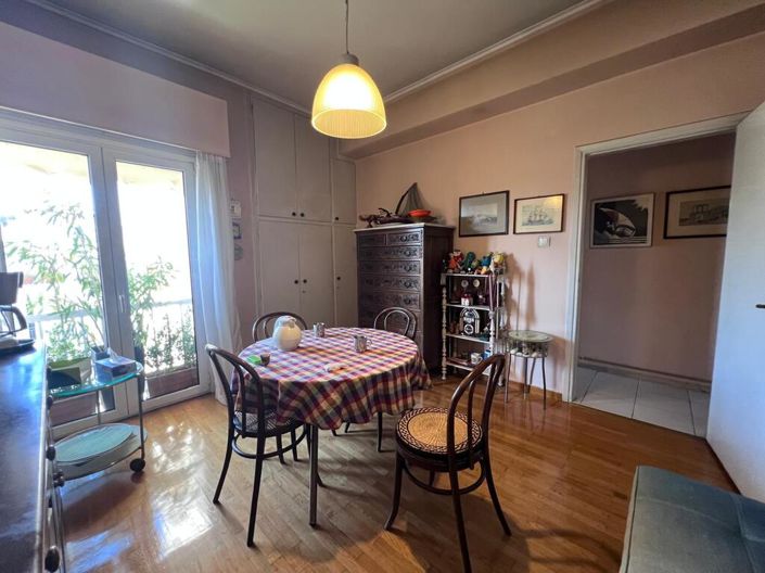 Image No.10-3 Bed Flat for sale