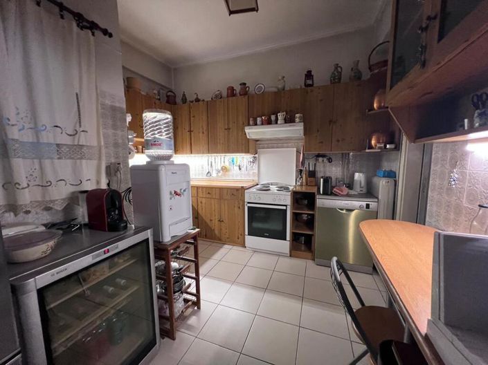 Image No.13-3 Bed Flat for sale