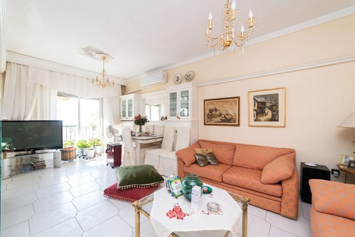 Image No.3-3 Bed Flat for sale