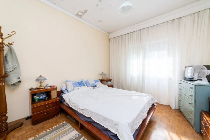 Image No.9-3 Bed Flat for sale