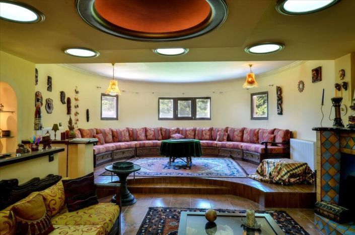 Image No.12-Villa for sale