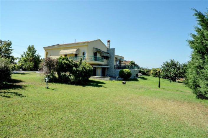 Image No.2-Villa for sale