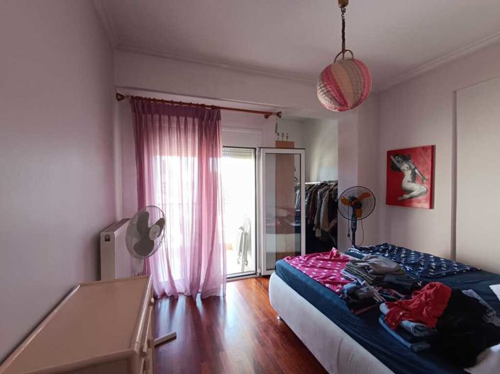 Image No.18-4 Bed Flat for sale
