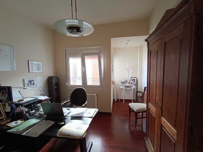 Image No.19-4 Bed Flat for sale