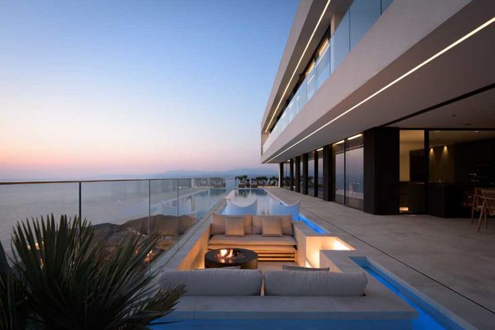 Image No.20-7 Bed Villa for sale