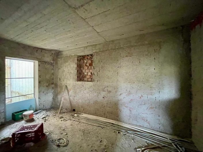 Image No.18-2 Bed Flat for sale