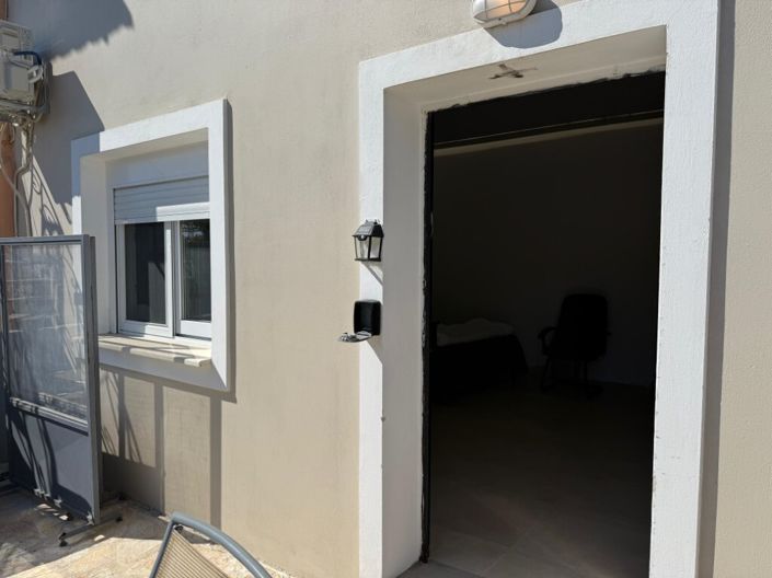 Image No.11-1 Bed Flat for sale