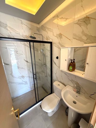 Image No.5-1 Bed Flat for sale
